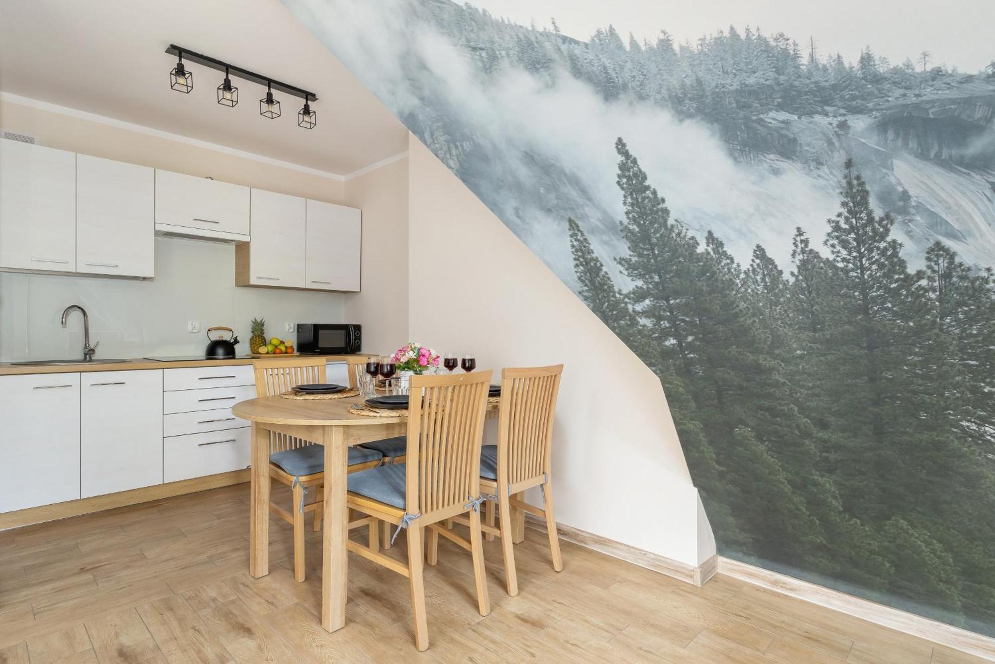 Salwatorianska Mountain View By Renters *