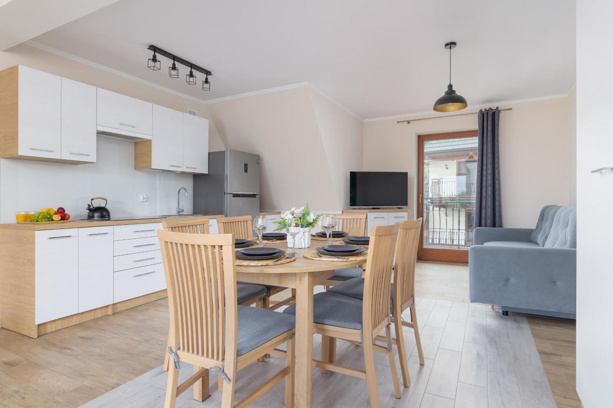 Apartment Salwatorianska Mountain View By Renters