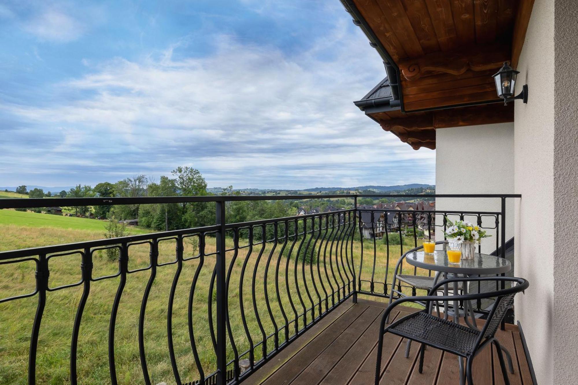 Apartment Salwatorianska Mountain View By Renters